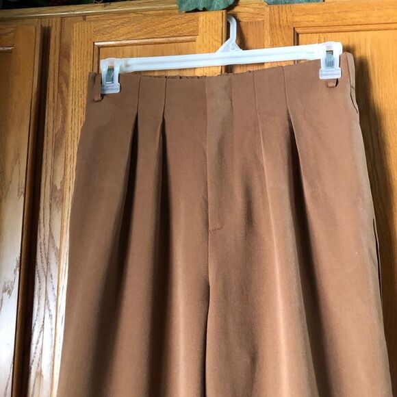 Petite Studio Pleated Wide Leg Pants - L - Picture 3 of 13